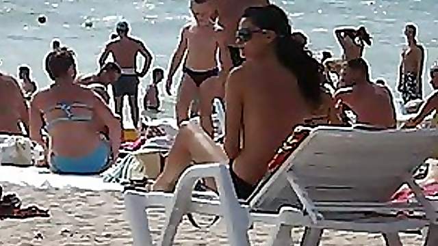 Hot beach girls