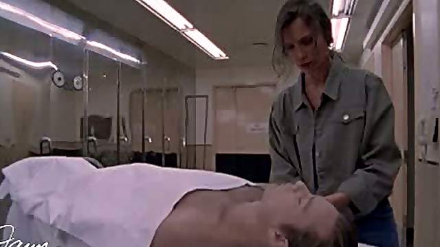 Sexy Katrin Cartlidge Naked in a '3 Steps To Heaven' Scene