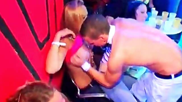 Party sluts get boobs licked by strippers at orgy