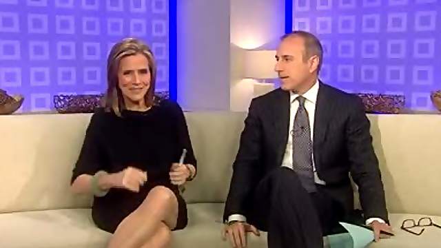 Meredith Vieira gets so fucking naughty in the TODAY's show