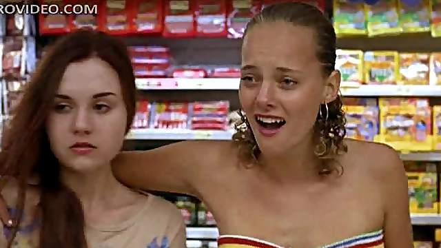 Bijou Phillips Wet and Sexy in That Strapless Bikini