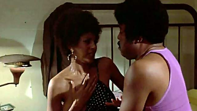 Naturally Busty Ebony Babe Pam Grier Shows Her Rack - 'Coffy' Scene