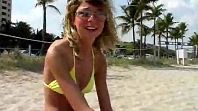 Blonde Beach Babe doesn't mind fucking this guy