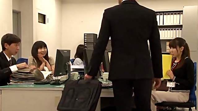 Hot Japanese with Big Boobs Pleasing Her Boss's Cock in the Office