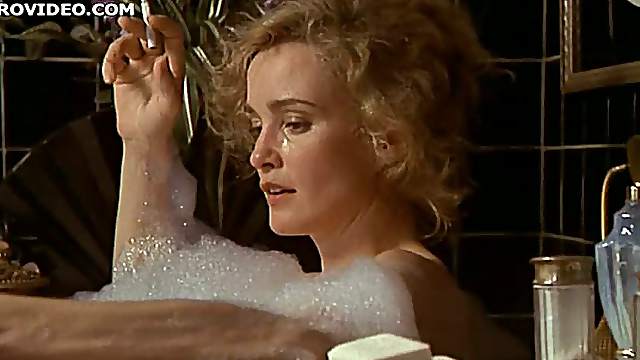 Heart-Stopping Retro Star Jessica Lange Flashes Her Bush and Knockers