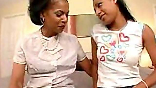 Hot Ebony Teens Going Lesbian