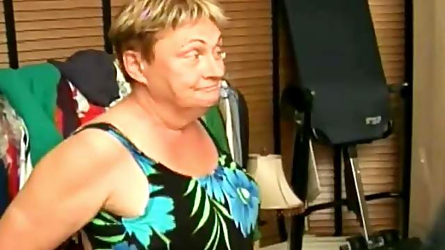 Mature women sucking dicks and showing boobs