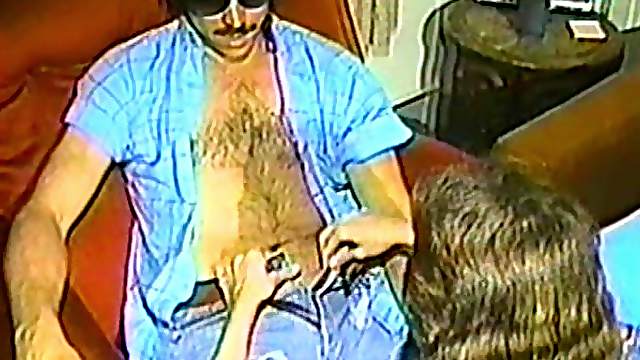 Brunette Shows Her Amazing Skills to Do a Perfect Blowjob