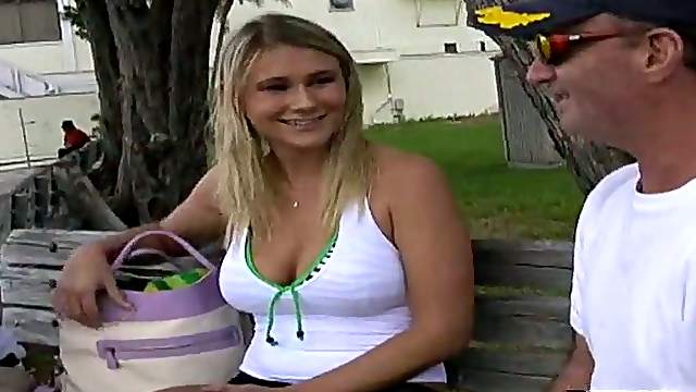 Appetizing Cassandra Goes Hardcore In An Amateur Video