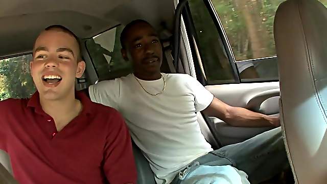 Magnificent Raidar Trapboyy And Zodiac Have An Interracial Threesome