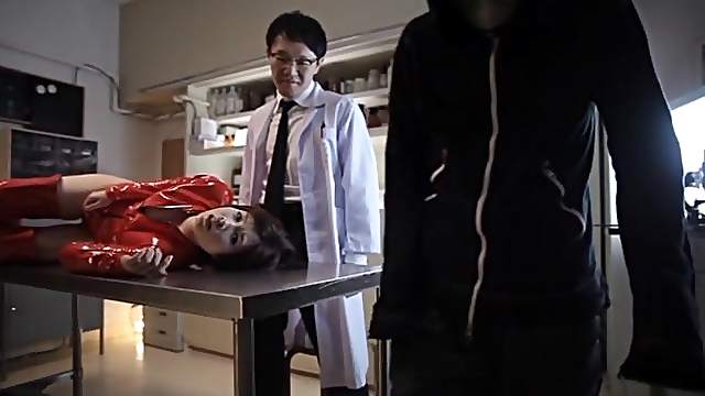 Stunning Kaede Fuyutsuk Goes Hardcore With A Dirty Doctor