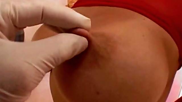 Huge cock crack harder inside her vagina