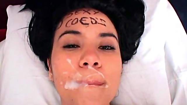 Latina brunette swallows cum after blowing cock and fucked Hardcore