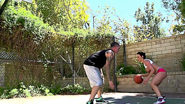 Curvy brunette Kendra Lust seduces a neighbour and fucks him outdoors