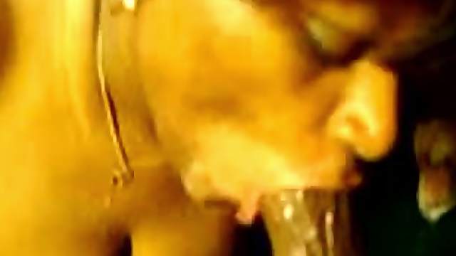 Mature amateur ebony bitch sucks her man's weiner in homemade clip