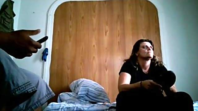 Big-breasted amateur blond fingers her cooch in homemade clip