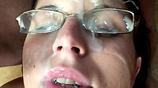 She played alone with men and got cream on her face