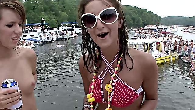 Amateur tits look incredible on babes partying on a boat