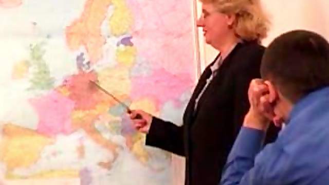 Chubby teacher and two of her students fuck after a lesson