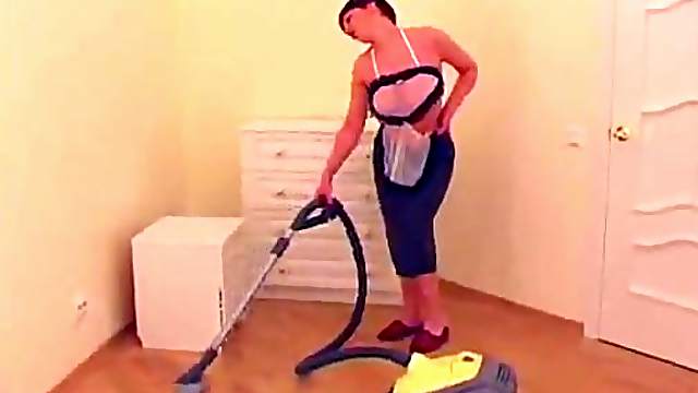 Seductive housewife enjoys a hardcore doggy style penetration