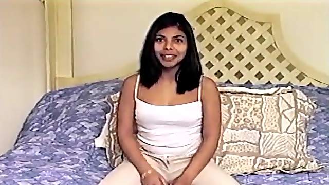 Dark haired woman likes men who lick her hairy pussy