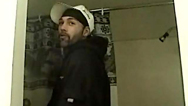 Amateur Straight Boy Enrique Blows Vinnie