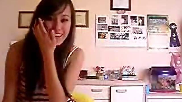 Cute Girl Showing Her Small Tit In A Homemade Video
