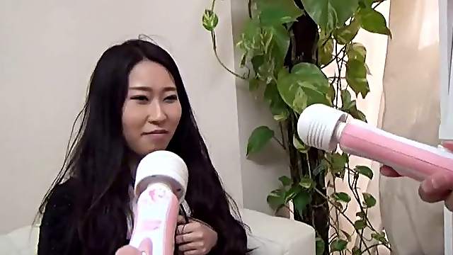 Girl from Asia reveals her sweet boobs and agrees to be penetrated