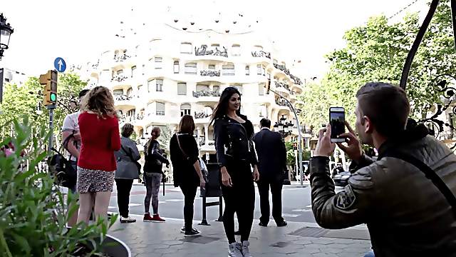 European dame lustily sucks a thick cock and gets laid