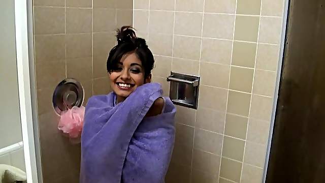 Smoking hot senorita Ruby Reyes gets fucked hard after taking a shower