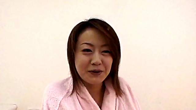 Japanese lass with juicy cupcakes is here to do some cock sucking