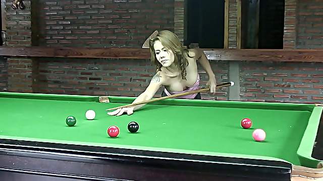 Sexy pool player shows off her great cock craving body