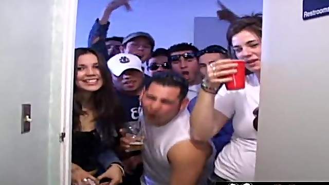 Skillful brunette Jenna Presley's pussy fucked well