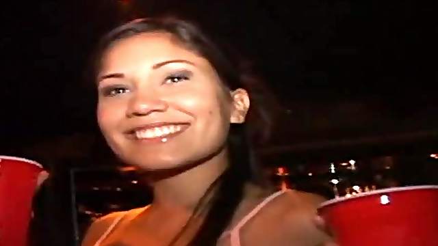 Isabella Stanza enjoys herself while being fucked hardcore