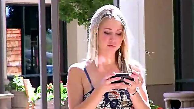 Blonde Babe Tweets and Masturbates
