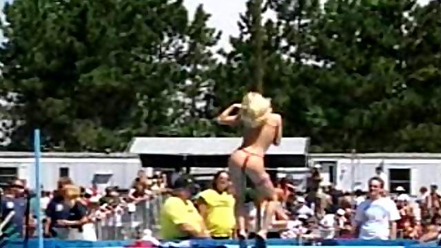 Nasty ladies get naked for a lesbian threesome in a pool