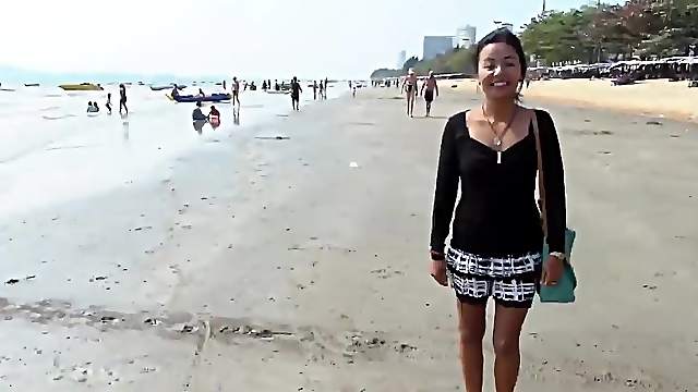 Casual asian teen sucks a dong like a professional slut