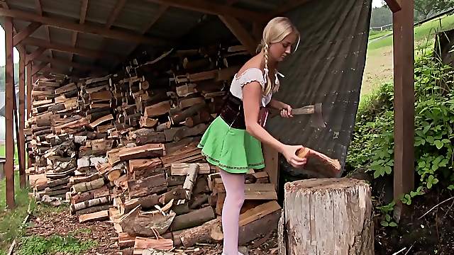 Karol Lilien is a blonde country girl in need of an orgasm