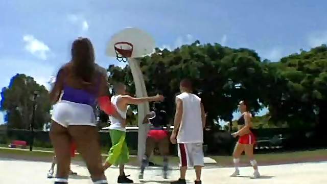 Interracial Orgy With Incredibly Big Asses
