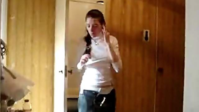 Skinny Girlfriend caught on camera