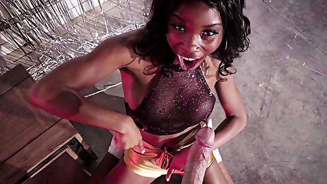 Hot sex session with adorable black vixen Mya Mays