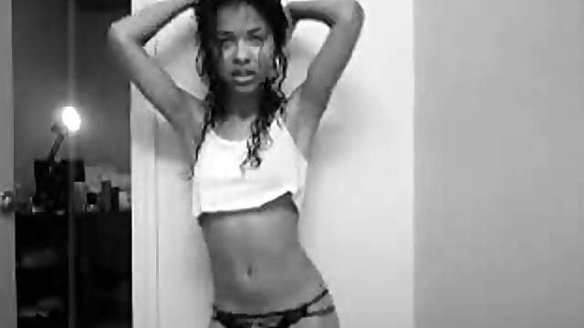Ebony Teen Gets Naughty Right Before Heading To Bed