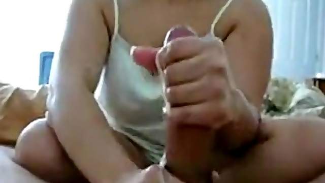 Great handjob from chubby wife