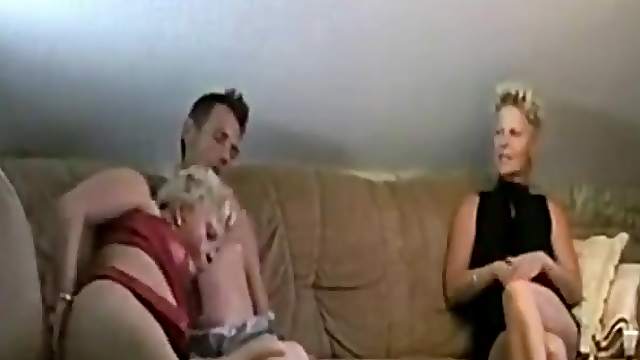 Twins matures in Homemade blowjob scene