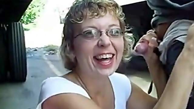 Big Bear sucked off by stranger