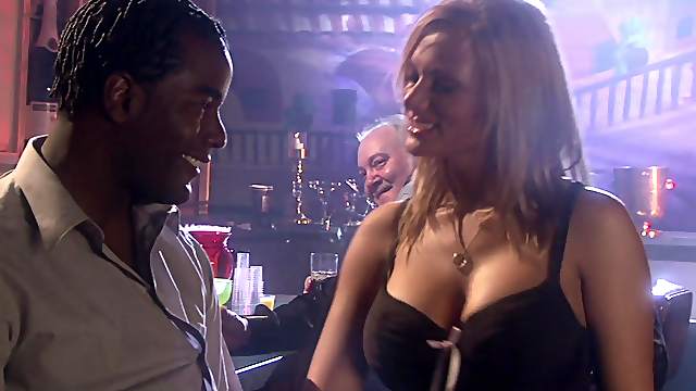 Lovely Kate Frost only wants to suck a long stiff shaft