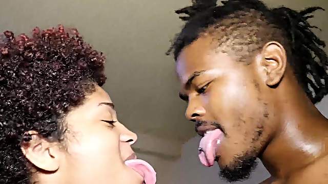 meet the sexy couple in love fuckin in public