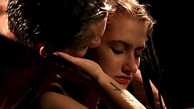 Vanessa Decker and her friend like to share a hard dong