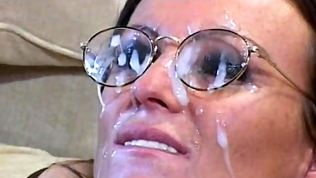 Michelle Banks enjoys double penetration with her handsome friends