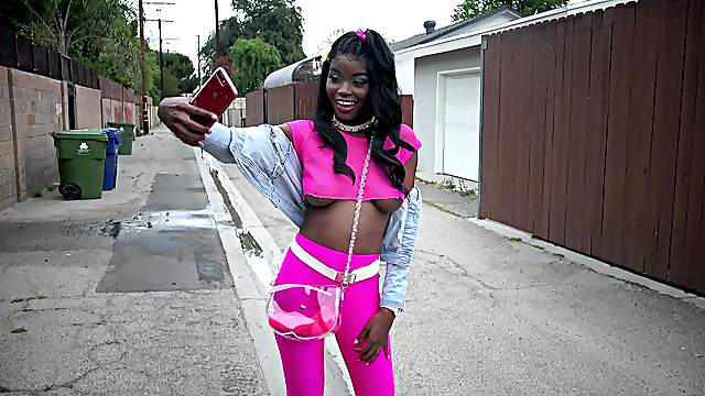 Black slut Kandie Monae teases and gets her mouth rough fucked